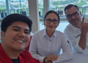 Banu L Bagaskara berfoto bersama dengan Cawalkot Bogor Rena Da Frina dan BroRon.