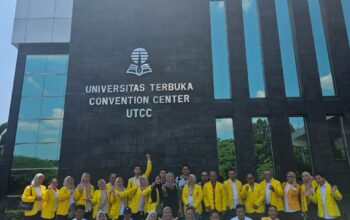 Ikatan Alumni Universitas Terbuka (IKA UT) Cabang Bogor resmi dilantik bersama IKA UT Cabang Depok, Cabang Sukabumi dan Cabang Cianjur di Universitas Terbuka Convention Center (UTCC) Pondok Cabe, Tangerang Selatan, Banten pada Sabtu 26 Oktober 2024