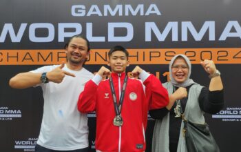 Bumi Magani Abraar Himara mengharumkan nama Kota Bogor berhasil menjadi runner-up kelompok U-18 under 54 dalam kejuaraan Gamma World MMA Championship 2024 senior & U-18 di Dewa United Arena, Kabupaten Tangerang, Provinsi Banten.