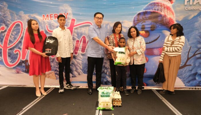 Harris Hotel Cibinong City Mall Gelar Program CSR Bertajuk  ‘Winter Wonderland’