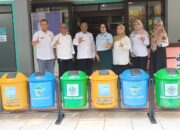 Mayora Group Berikan Bantuan Tempat Sampah Terpilah Untuk SMKN 3