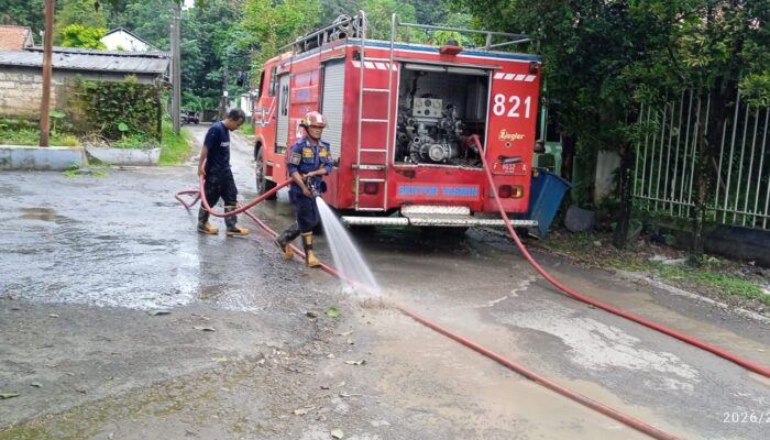 Kontraktor Gedung Gene Bank Tindaklanjuti Arahan Wali Kota, Komitmen Jaga Kebersihan Jalan