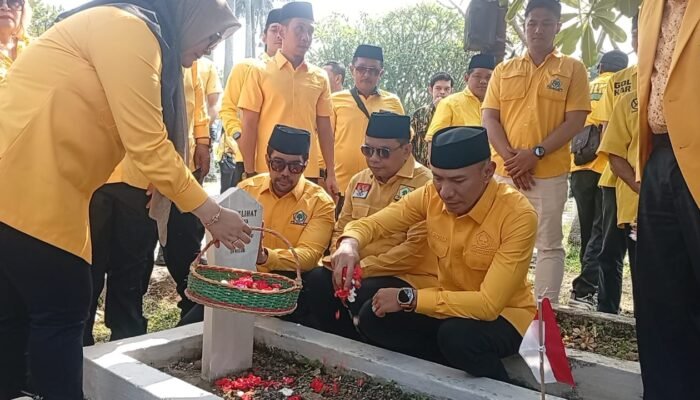 Golkar Kota Bogor Lakukan Ziarah dan Tabur Bunga di TMP Dredet